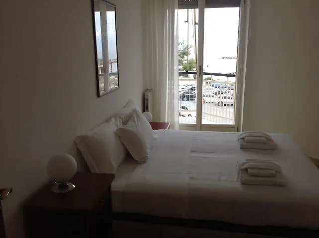 Apartment Appartamenti Vittoria Grattacielo Taggia